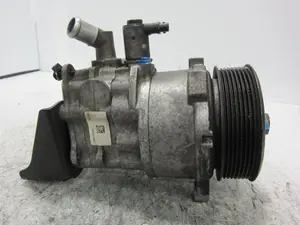 Foto de COMPRESOR AIRE ACONDICIONADO BMW SERIE 7 (F01/F02)