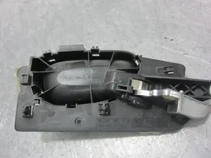 Foto de MANETA INTERIOR TRASERA IZQUIERDA PEUGEOT 307 BREAK / SW (S1)(04.2002) 2.0 HDi FAP CAT (107 CV / 79 KW) referencia 9643604577 foto 2