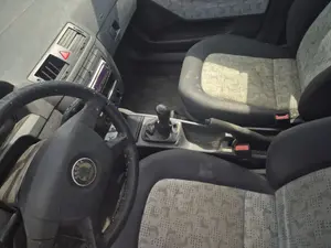 Foto de ENGANCHE CINTURON DELANTERO IZQUIERDO SKODA FABIA COMBI (6Y5) 1.9 TDI (101 CV / 74 KW)