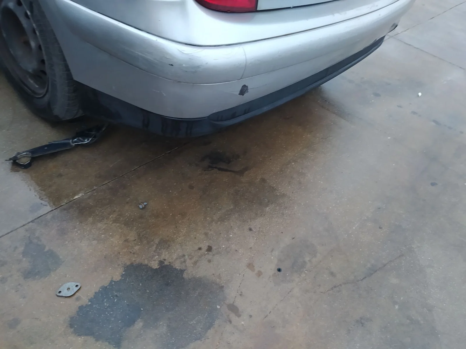 Foto de PARAGOLPES TRASERO CITROEN C5 BERLINA 2.0 HDi (109 CV / 80 KW) referencia 7410N9
