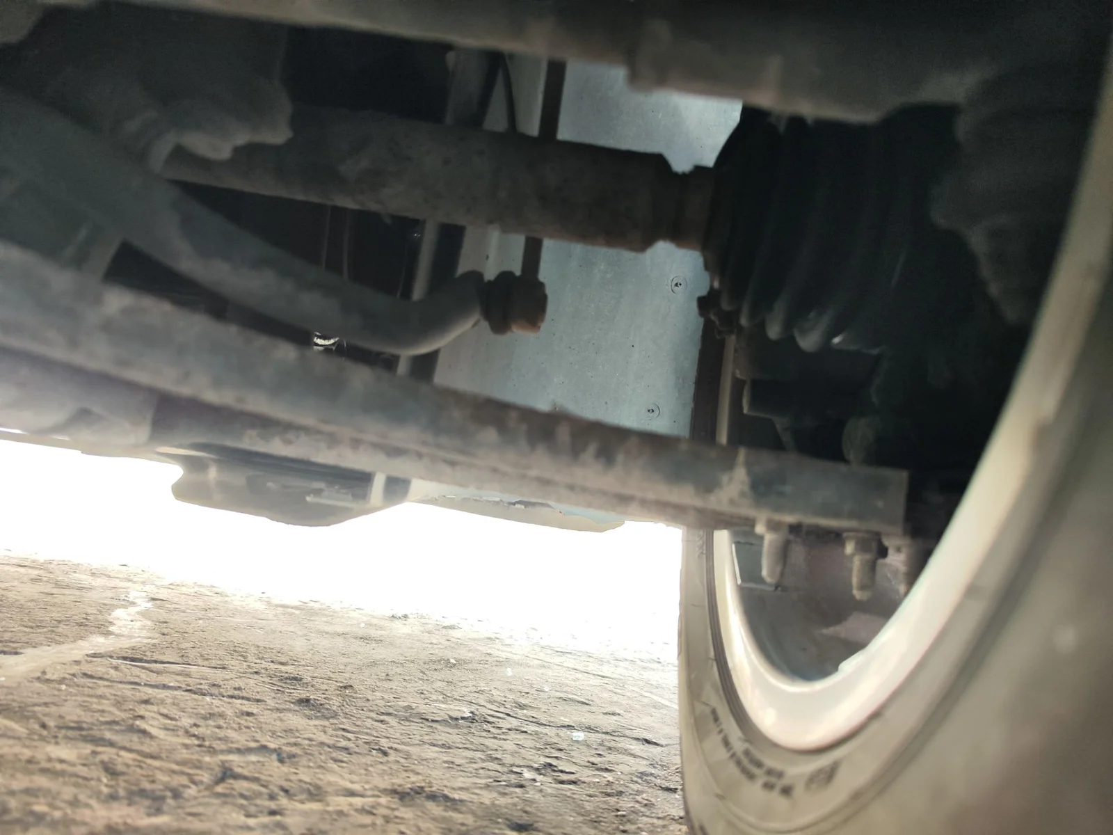 Foto de BRAZO SUSPENSION DELANTERO DERECHO VOLKSWAGEN GOLF PLUS V (5M1) 1.9 TDI (105 CV / 77 KW)