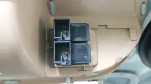 Foto de INTERRUPTOR VOLKSWAGEN PASSAT BERLINA (3B3) 1.9 TDI (131 CV / 96 KW) referencia 1J0959831A foto 2