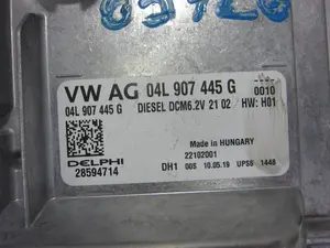 Foto de CENTRALITA MOTOR UCE VOLKSWAGEN GOLF VII BERLINA (BQ1/BE2) 1.6 TDI (116 CV / 85 KW) referencia 04L907445G foto 2