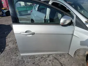 Foto de LUNA DELANTERA DERECHA FORD FOCUS BERLINA (CEW) 1.0 EcoBoost CAT (125 CV / 92 KW)