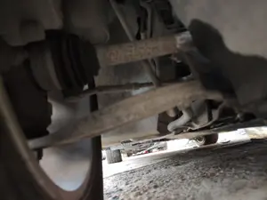 Foto de BRAZO SUSPENSION DELANTERO DERECHO PEUGEOT 5008 1.6 HDi FAP CAT (9HZ / DV6TED4) (109 CV / 80 KW)