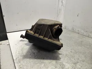 Foto de CAJA FILTRO AIRE OPEL CORSA C 1.2 16V CAT (Z 12 XE / LW4) (75 CV / 55 KW) referencia 13270894 foto 4