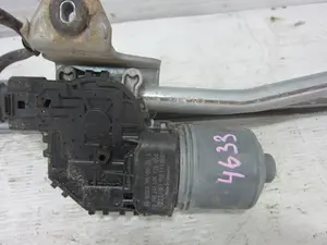 Foto de MOTOR LIMPIA DELANTERO AUDI A4 BERLINA (8E) 2.0 TDI (140 CV / 103 KW) referencia 8E1955119 foto 5