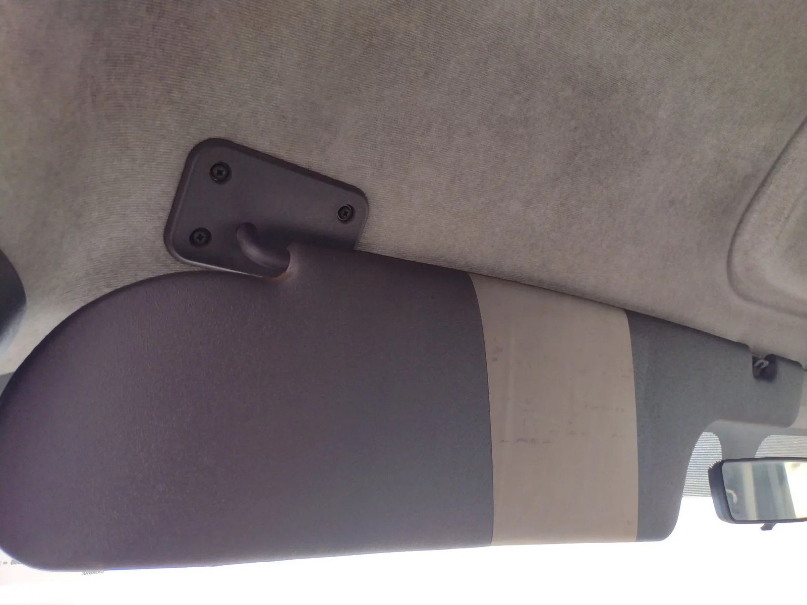 Foto de PARASOL IZQUIERDO IVECO DAILY FURGÓN 2.3 Diesel (97 CV / 71 KW)