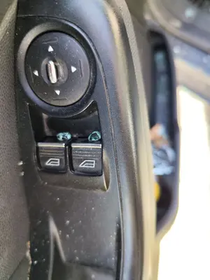 Foto de MANDO RETROVISOR FORD FIESTA (CNN) 1.5 TDCi CAT (75 CV / 55 KW)
