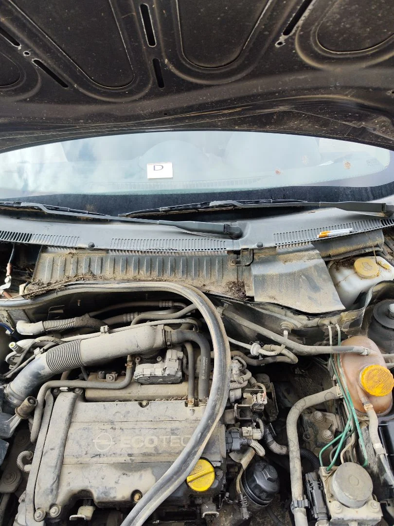 Foto de BRAZO LIMPIA DELANTERO DERECHO OPEL CORSA C 1.2 16V CAT (Z 12 XEP / LB4) (80 CV / 59 KW)