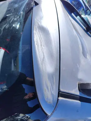 Foto de PORTON TRASERO KIA CARENS (RS) 1.8 16V CAT (126 CV / 93 KW) foto 2