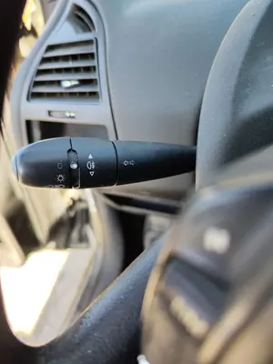 Foto de MANDO MULTIFUNCION CITROEN C4 COUPE 1.4 16V (88 CV / 65 KW)