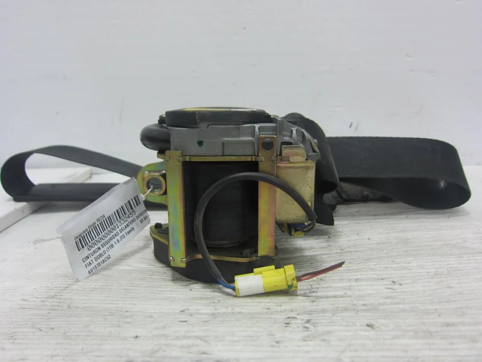 Foto de CINTURON SEGURIDAD DELANTERO DERECHO FIAT I DOBLÒ (119) 1.9 JTD CAT (101 CV / 74 KW) referencia A013701AC52