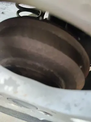 Foto de MANGUETA TRASERA IZQUIERDA FORD FOCUS BERLINA (CAK) 1.6 16V CAT (101 CV / 74 KW)