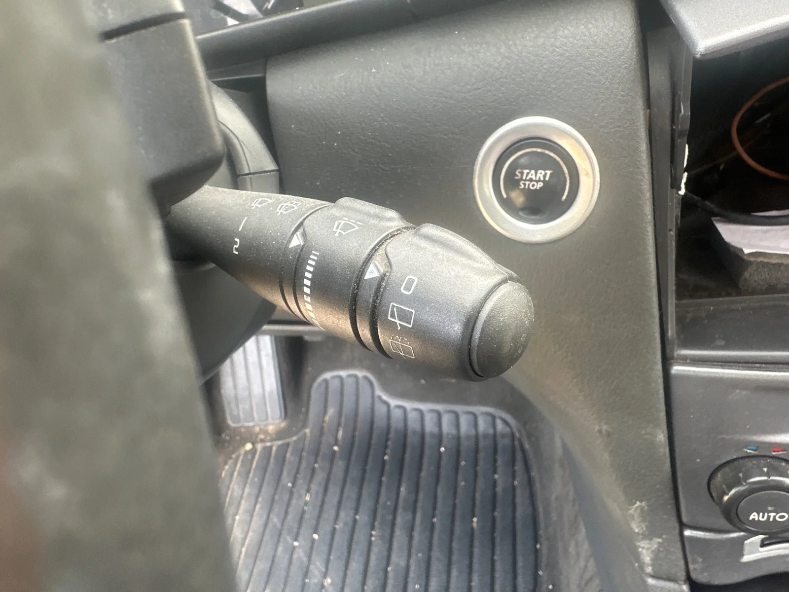 Foto de MANDO LIMPIA RENAULT LAGUNA II (BG0) 2.0 (135 CV / 99 KW) referencia 2526000QAC
