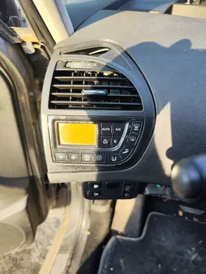 Foto de MANDO CALEFACCION / AIRE ACONDICIONADO CITROEN GRAND C4 PICASSO 1.6 16V HDi FAP (109 CV / 80 KW)