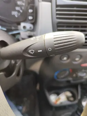 Foto de MANDO LIMPIA FIAT II PUNTO (188) BERLINA 1.2 CAT (60 CV / 44 KW)