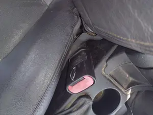 Foto de PRETENSOR AIRBAG DERECHO ALFA ROMEO GT (125) 1.9 JTD (M) 16V CAT (150 CV / 110 KW)