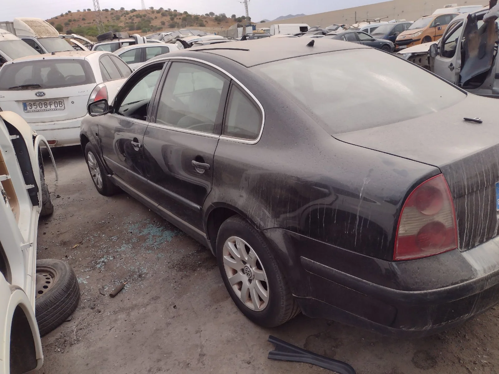 Foto de BARRA ESTABILIZADORA TRASERA VOLKSWAGEN PASSAT BERLINA (3B3) 1.9 TDI (131 CV / 96 KW)