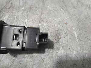 Foto de INTERRUPTOR TOYOTA COROLLA (E12) 1.6 16V (110 CV / 81 KW) referencia 1424E48 foto 4