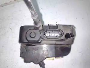 Foto de CERRADURA PUERTA TRASERA IZQUIERDA NISSAN PRIMERA BERLINA (P12) 1.9 16V Turbodiesel CAT (120 CV / 88 KW) referencia 250120 foto 5
