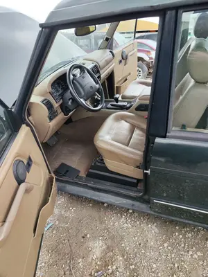 Foto de GOMAS CONTORNO PUERTA LAND ROVER DISCOVERY (LT) 4.0 V8 CAT (185 CV / 136 KW) referencia LR015154
