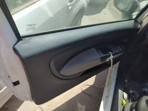 Foto de RETENEDOR PUERTA FIAT GRANDE PUNTO (199) 1.3 16V JTD CAT (75 CV / 55 KW)