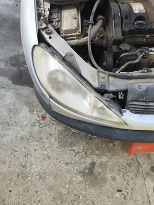 Foto de FARO DERECHO PEUGEOT 206 1.6 16V CAT (109 CV / 80 KW) referencia 6205S9 foto 2