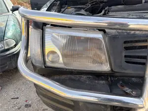 Foto de FARO DERECHO MITSUBISHI GALLOPER (HYUNDAI)(02.1998) 2.5 Turbodiesel (105 CV / 77 KW)