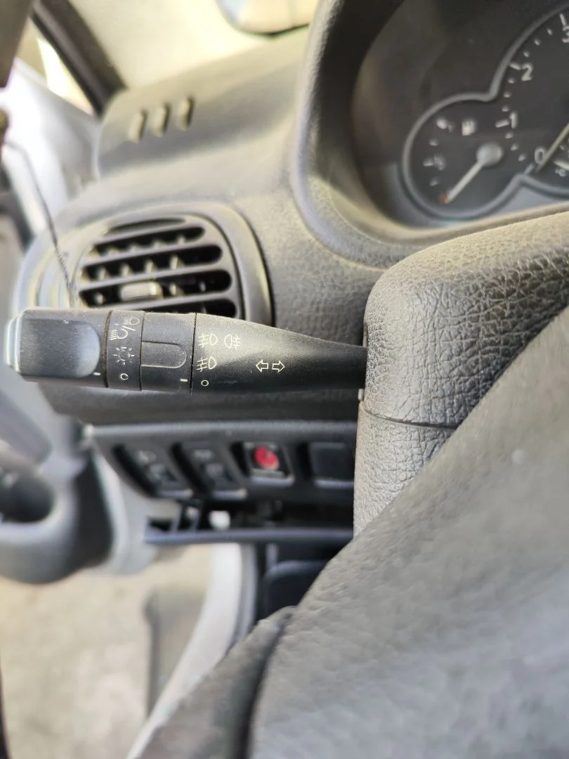 Foto de MANDO LUCES PEUGEOT 206 1.6 16V CAT (109 CV / 80 KW) referencia 625379