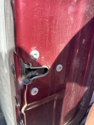 Foto de CERRADURA PUERTA DELANTERA DERECHA RENAULT TRAFIC II FURGÓN 2.5 dCi Diesel CAT (135 CV / 99 KW) referencia 7700311808