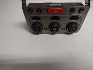 Foto de MANDO CALEFACCION / AIRE ACONDICIONADO ALFA ROMEO 147 (190) referencia E09374 foto 5