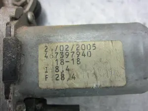 Foto de ELEVALUNAS TRASERO DERECHO ALFA ROMEO 147 (190) 1.9 JTD CAT (101 CV / 74 KW) referencia 467397940 foto 4