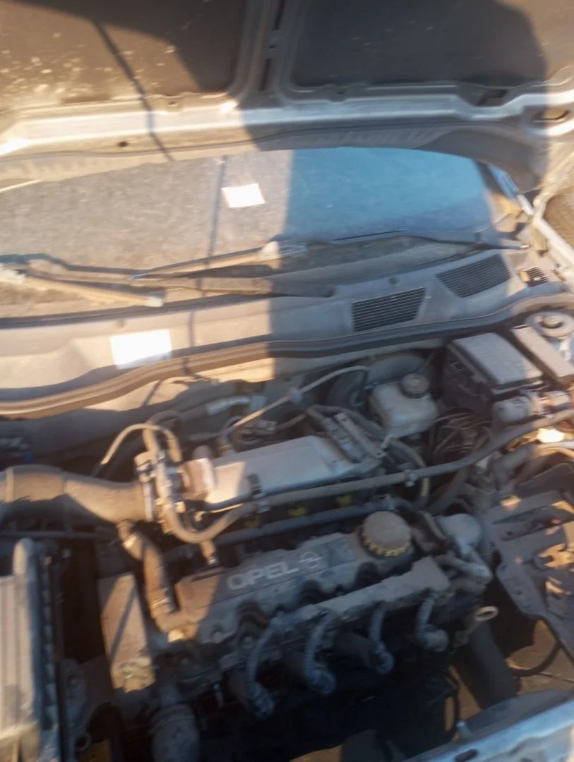 Foto de TORPEDO OPEL ASTRA G BERLINA 1.6 CAT (Z 16 SE / L55) (84 CV / 62 KW)