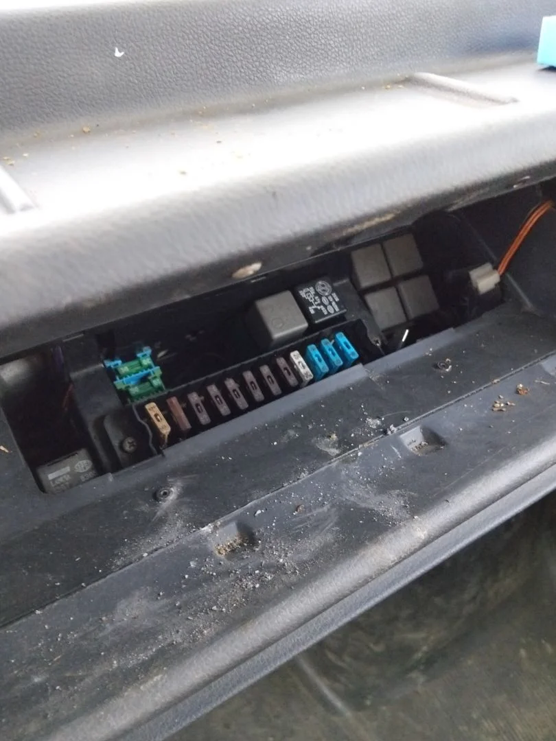 Foto de CAJA RELES / FUSIBLES FIAT DUCATO I BUS