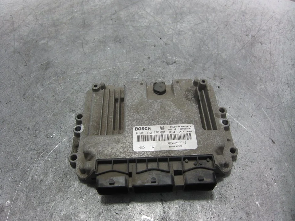 Foto de CENTRALITA MOTOR UCE RENAULT LAGUNA II (BG0) 1.9 dCi Diesel (120 CV / 88 KW) referencia 8200527713