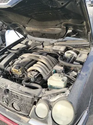 Foto de TORPEDO MERCEDES-BENZ CLASE E (BM 210) BERLINA 3.0 Diesel CAT (136 CV / 100 KW)