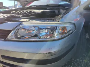 Foto de FARO IZQUIERDO RENAULT LAGUNA II (BG0) 1.8 CAT (120 CV / 88 KW)