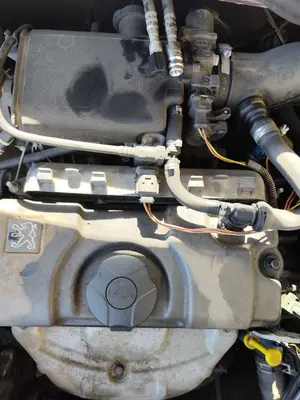 Foto de BOBINA ENCENDIDO PEUGEOT 206 1.4  (75 CV / 55 KW)