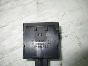 Foto de MANDO REGULACION FAROS CITROEN C3 1.4 HDi (68 CV / 50 KW) referencia 96384422 foto 3