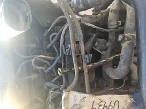 Foto de MOTOR COMPLETO RENAULT CLIO II FASE II (B/CB0) 1.5 dCi Diesel (82 CV / 60 KW) referencia K9K702 foto 7