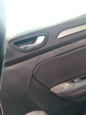 Foto de MANETA INTERIOR TRASERA DERECHA RENAULT MEGANE IV BERLINA 5P