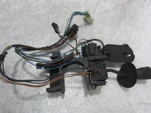 Foto de MANDO LIMPIA BMW SERIE 3 COMPACTO (E36) referencia 1378118 foto 6