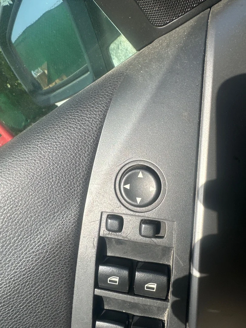 Foto de MANDO RETROVISOR BMW SERIE 5 BERLINA (E60) 3.0 24V CAT (231 CV / 170 KW)
