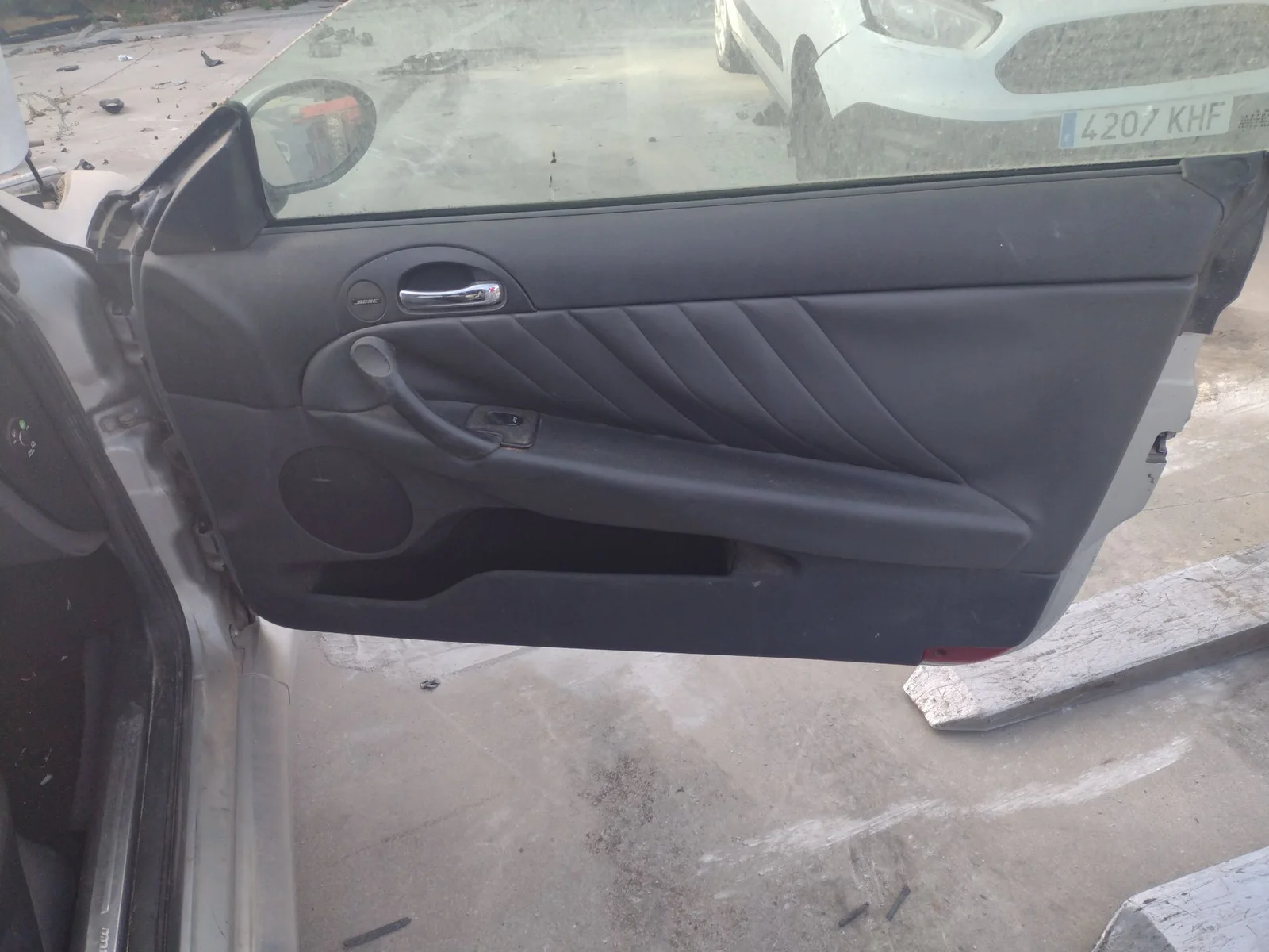 Foto de ELEVALUNAS DELANTERO DERECHO ALFA ROMEO GT (125) 1.9 JTD (M) 16V CAT (150 CV / 110 KW) referencia 0060681592