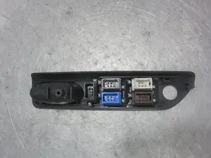 Foto de MANDO ELEVALUNAS DELANTERO IZQUIERDO RENAULT LAGUNA II (BG0) referencia 7701707064 foto 4
