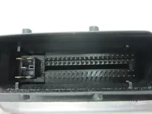 Foto de CENTRALITA MOTOR UCE AUDI A6 BERLINA (4F2) 4.2 V8 40V (335 CV / 246 KW) referencia 4F0907559 foto 2