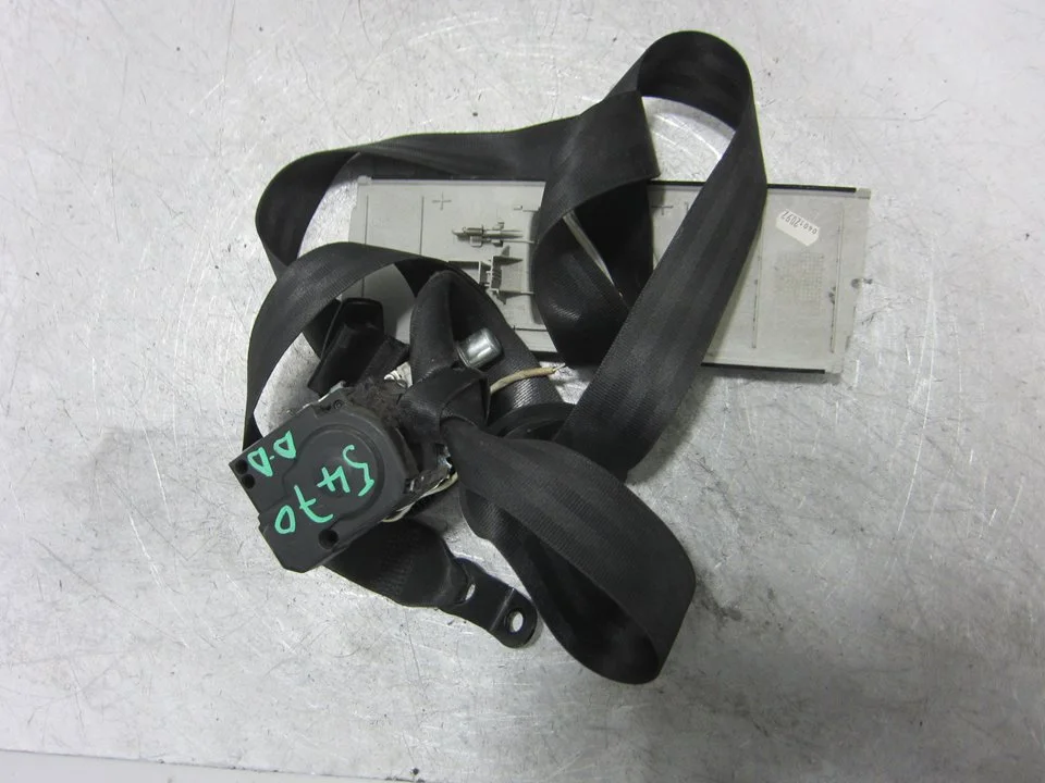 Foto de CINTURON SEGURIDAD DELANTERO DERECHO VOLKSWAGEN TOURAN (1T2) 1.9 TDI (105 CV / 77 KW) referencia 33014051