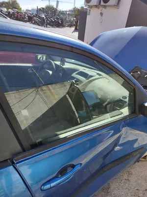 Foto de LUNA DELANTERA DERECHA RENAULT MEGANE II BERLINA 5P 1.5 dCi Diesel (101 CV / 74 KW)