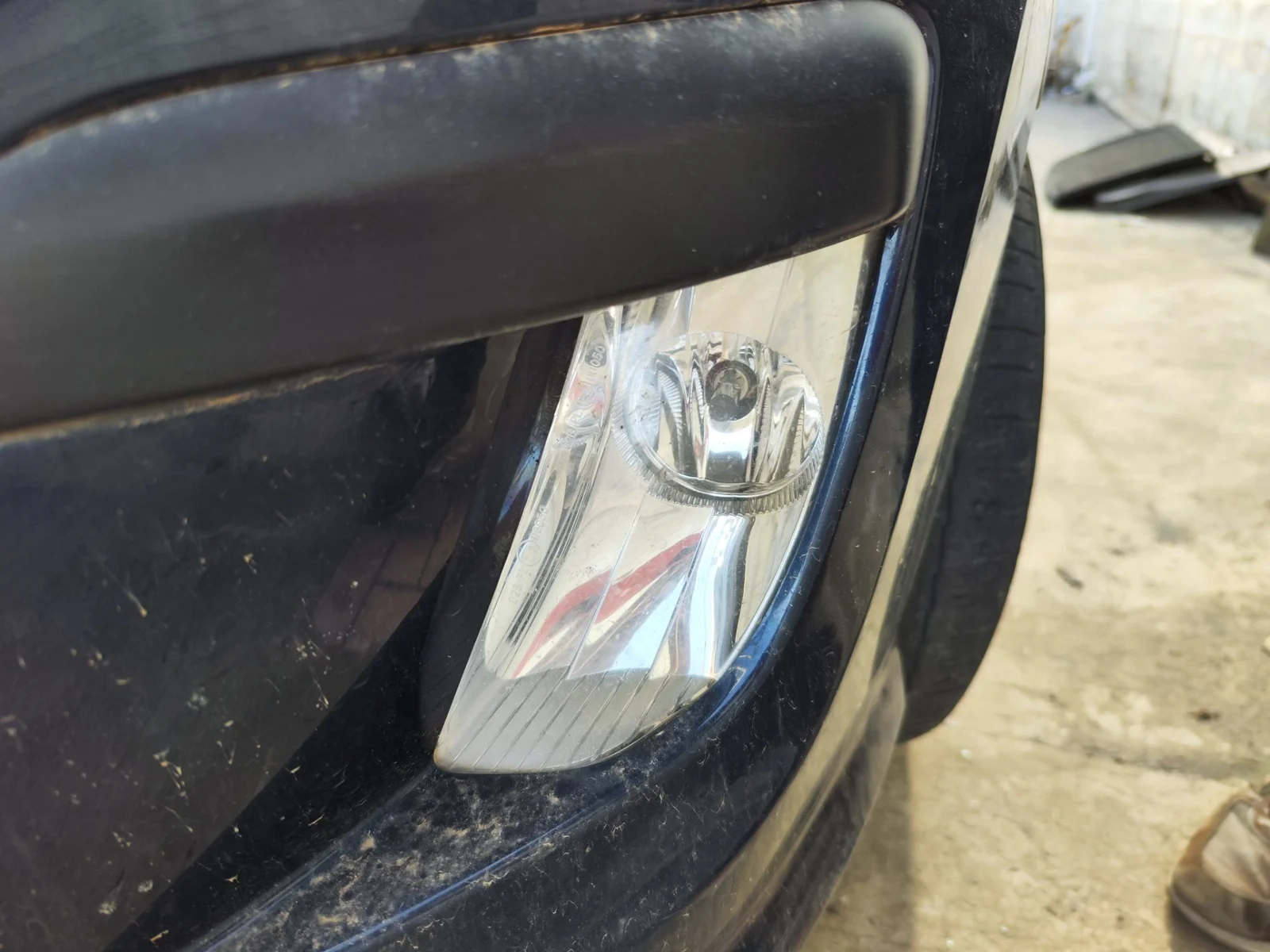Foto de FARO ANTINIEBLA IZQUIERDO PEUGEOT 308 1.6 16V (120 CV / 88 KW) referencia 6208X5